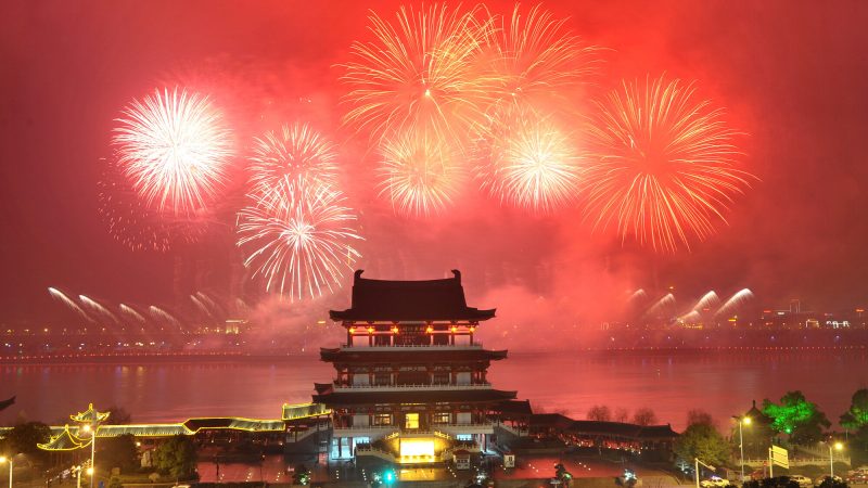 dubai-firework-chinese-new-year