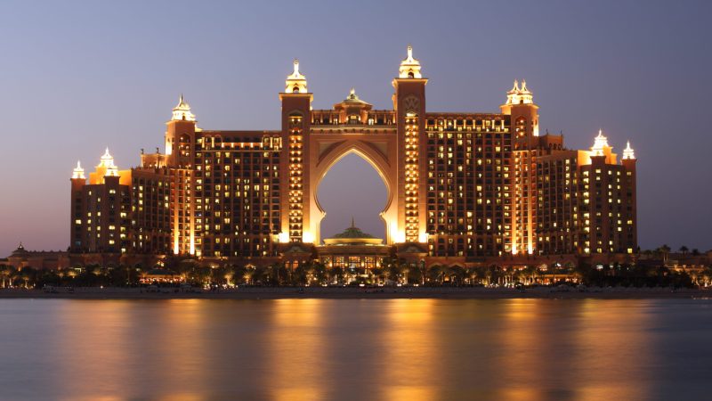 Now Enjoy Dine At Both Atlantis Hotels For Less With A New App