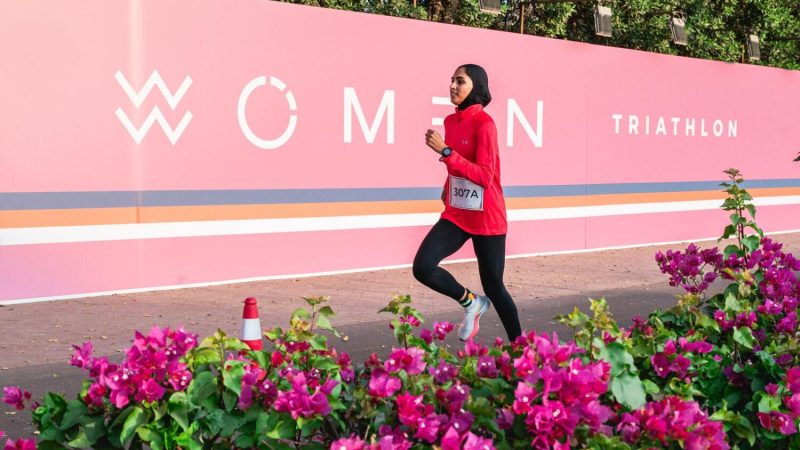 More Than 400 Participate In Dubai Women’s Triathlon