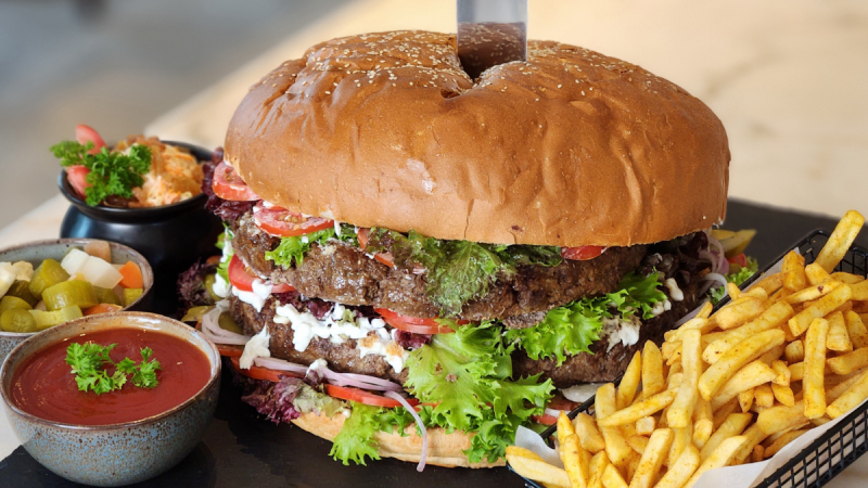 Could You Finish A 10kg Burger With 1Kg Of Fries Worth Dhs799?